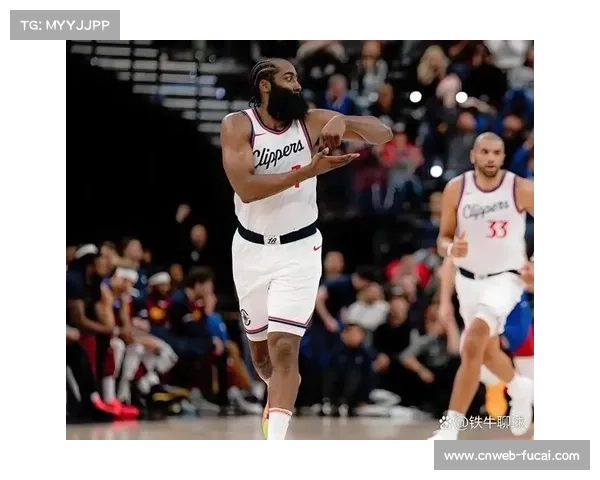 哈登先后狂砍59分和60分刷新个人赛季纪录,展现全能得分能力 哈登先后狂砍59分和60分刷新个人赛季纪录,展现全能得分能力