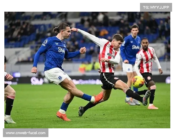 埃弗顿1-1狼队，基恩染红拉森扳平九人太妃糖艰难取分